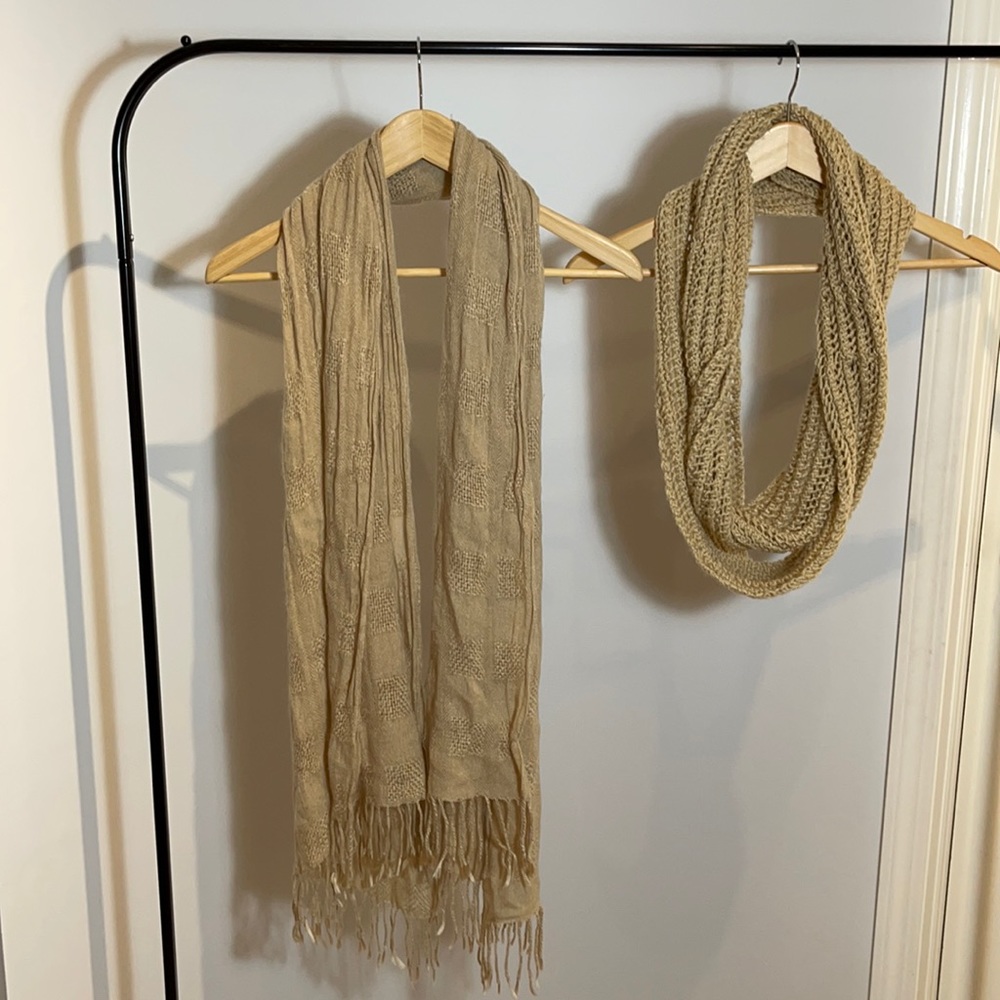 2 PACK 🚨 Beige Scarves